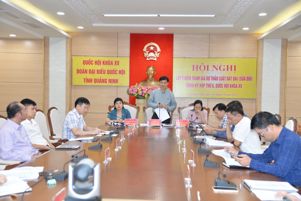 Quảng Ninh: Đoàn ĐBQH tỉnh lấy ý kiến tham gia vào dự thảo Luật Đất đai (sửa đổi) -0