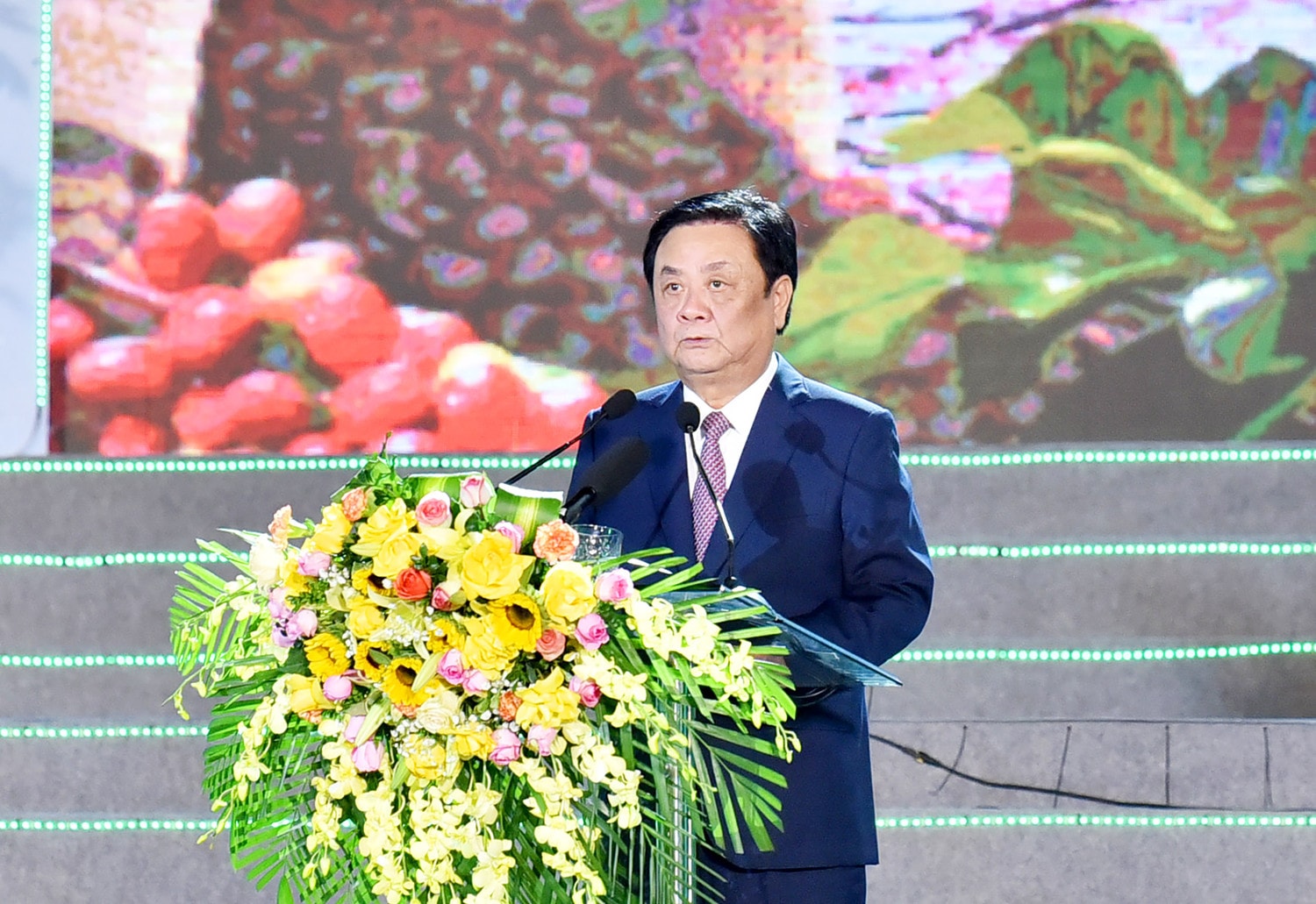 Chủ tịch Quốc hội Vương Đình Huệ dự khai mạc Lễ hội Cà phê tỉnh Sơn La năm 2023 ảnh 8 Chủ tịch Quốc hội Vương Đình Huệ dự khai mạc Lễ hội Cà phê tỉnh Sơn La năm 2023