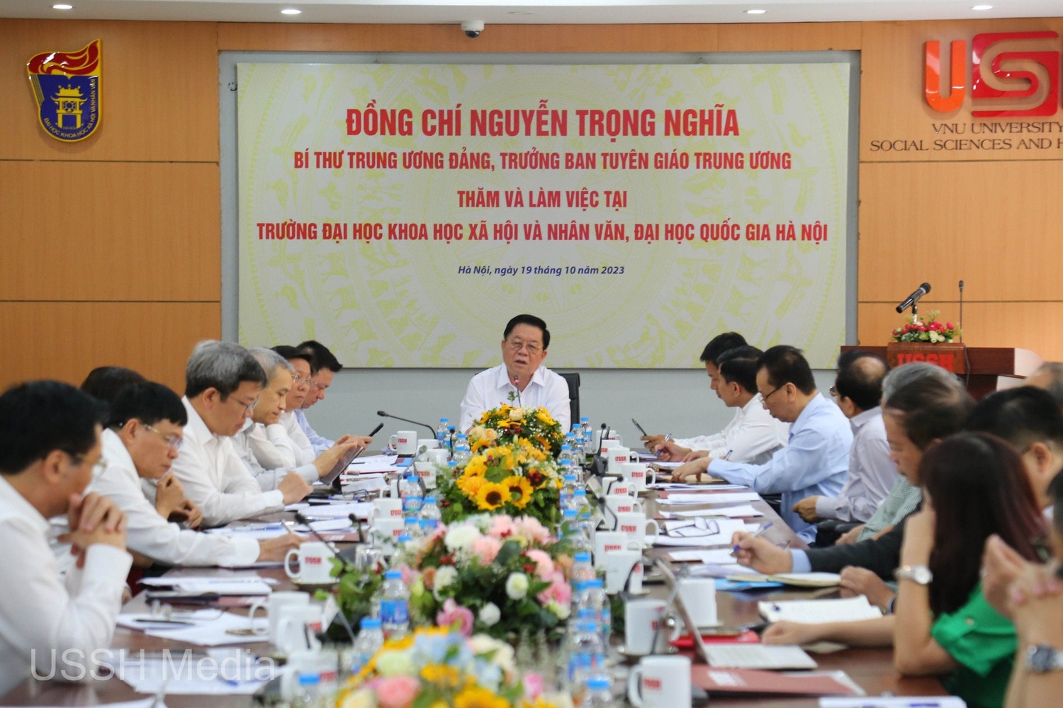 Trưởng ban Tuyên giáo Trung ương: Công tác đào tạo báo chí cần đổi mới để thích ứng, bắt kịp với xu thế mới -0