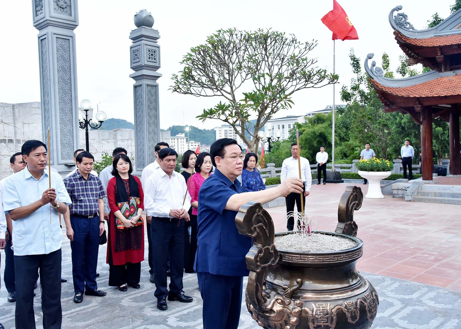 Chủ tịch Quốc hội Vương Đình Huệ dự khai mạc Lễ hội Cà phê tỉnh Sơn La năm 2023 ảnh 13 Chủ tịch Quốc hội Vương Đình Huệ dự khai mạc Lễ hội Cà phê tỉnh Sơn La năm 2023