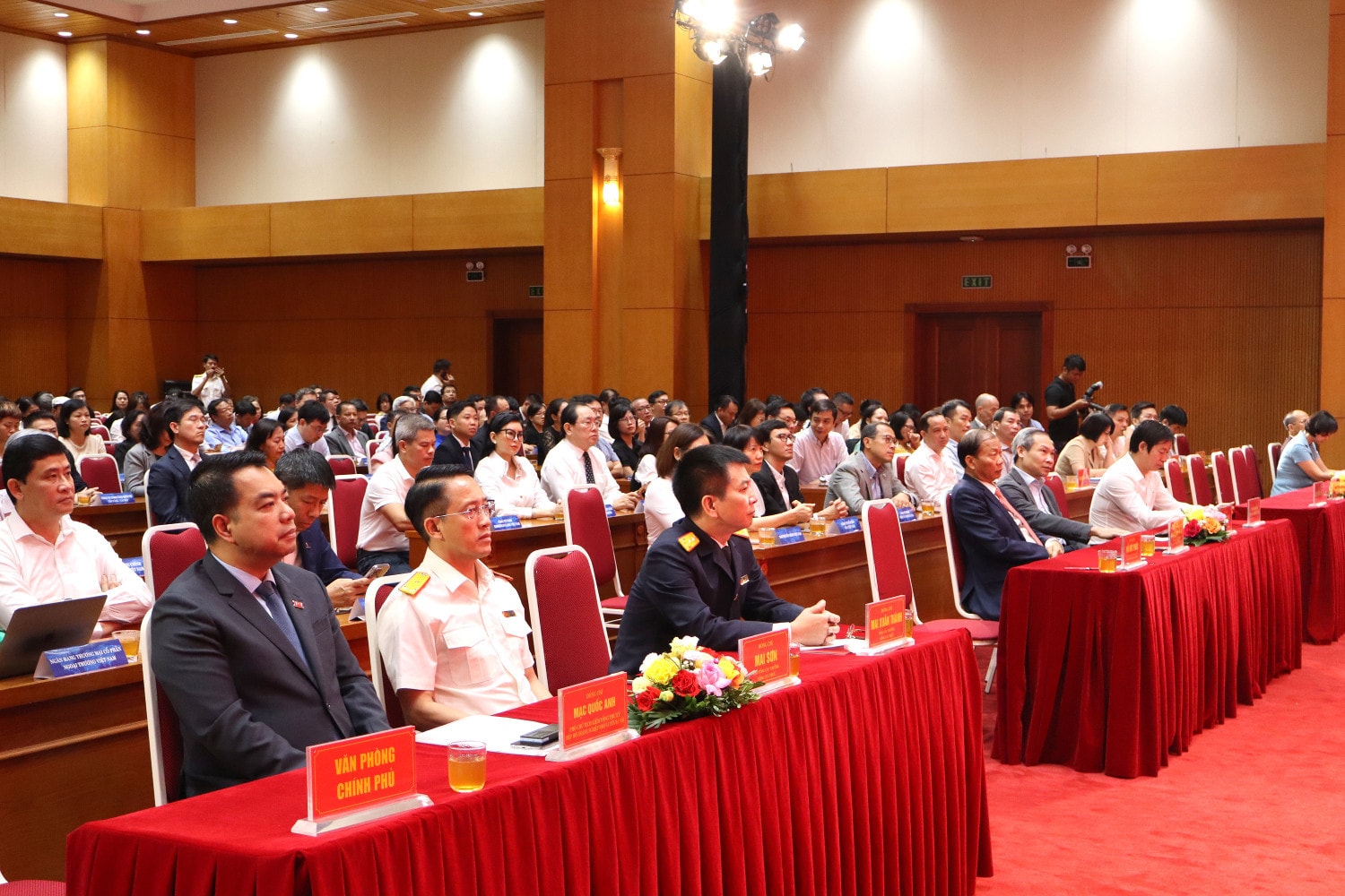 Quang cảnh hội nghị Miễn, giảm khoảng 155.000 tỷ đồng tiền thuế trong 3 năm -0