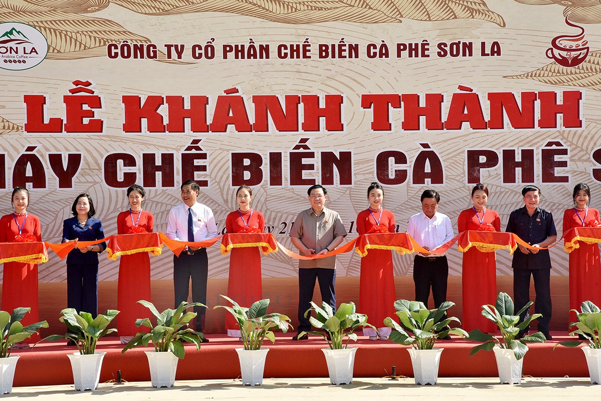 Chủ tịch Quốc hội Vương Đình Huệ dự Lễ khánh thành Nhà máy chế biến cà phê Sơn La -3