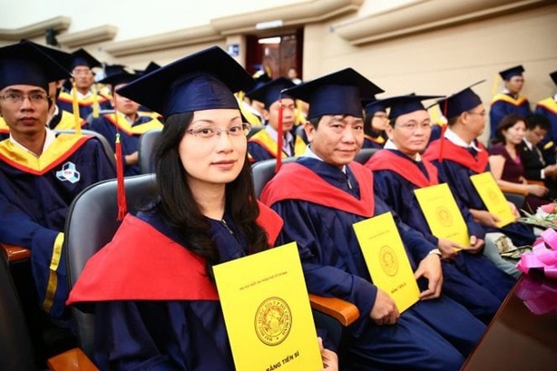 Chi phí đào tạo 01 tiến sĩ ở Việt Nam trung bình khoảng 16 triệu đồng/năm -0