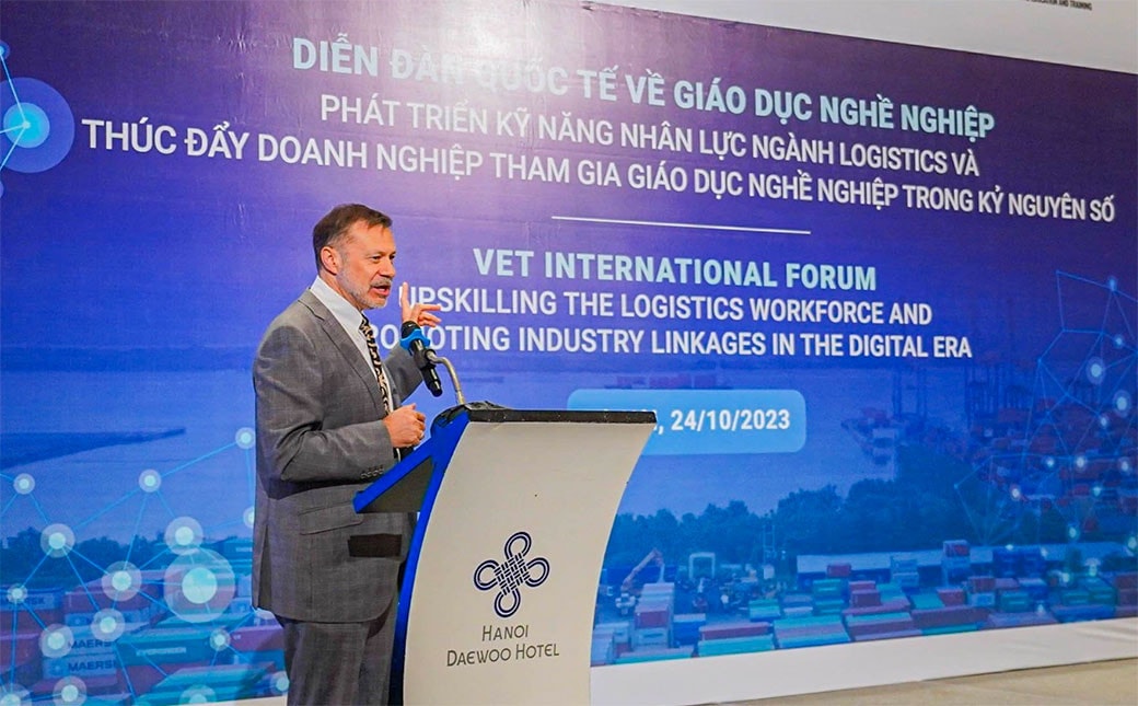 Phát triển nhân lực Logistics – Mục tiêu quan trọng -0