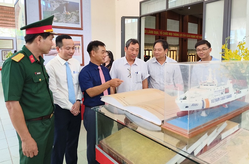 Triển lãm bản đồ và trưng bày tư liệu về Hoàng Sa, Trường Sa -0