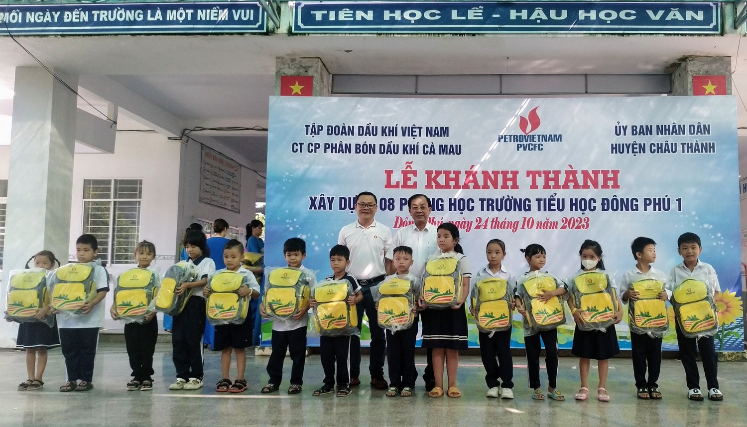 Phân bón Cà Mau góp phần kiến tạo giáo dục tỉnh Hậu Giang -0