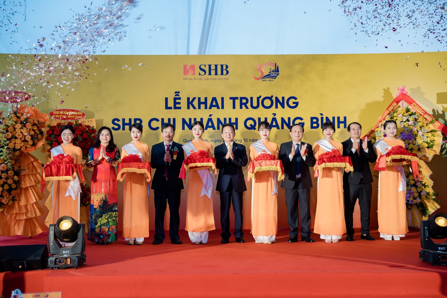 Tăng cường phát triển mạng lưới, SHB khai trương chi nhánh tại Quảng Bình -0
