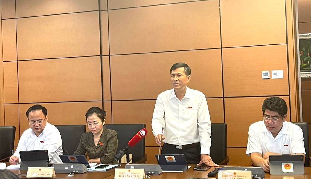 Đoàn ĐBQH tỉnh Nghệ An thảo luận về kinh tế- xã hội, ngân sách Nhà nước: Hỗ trợ các địa phương khó khăn trong dự toán thu ngân sách Nhà nước năm 2024 -0