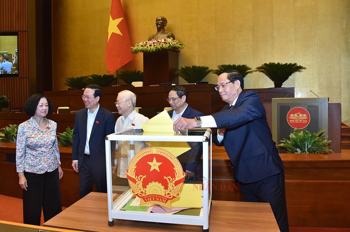 Quốc hội lấy phiếu tín nhiệm đối với các chức danh do Quốc hội bầu, phê chuẩn -5