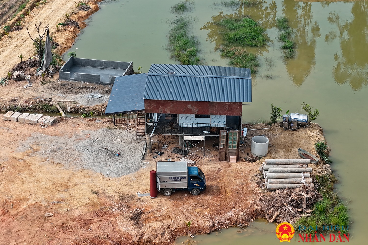 Vụ Chính quyền địa phương để công trình vi phạm xây trên đất lúa nhiều năm không xử lý: Các công trình trái phép tiếp tục “mọc như nấm sau mưa”. -0