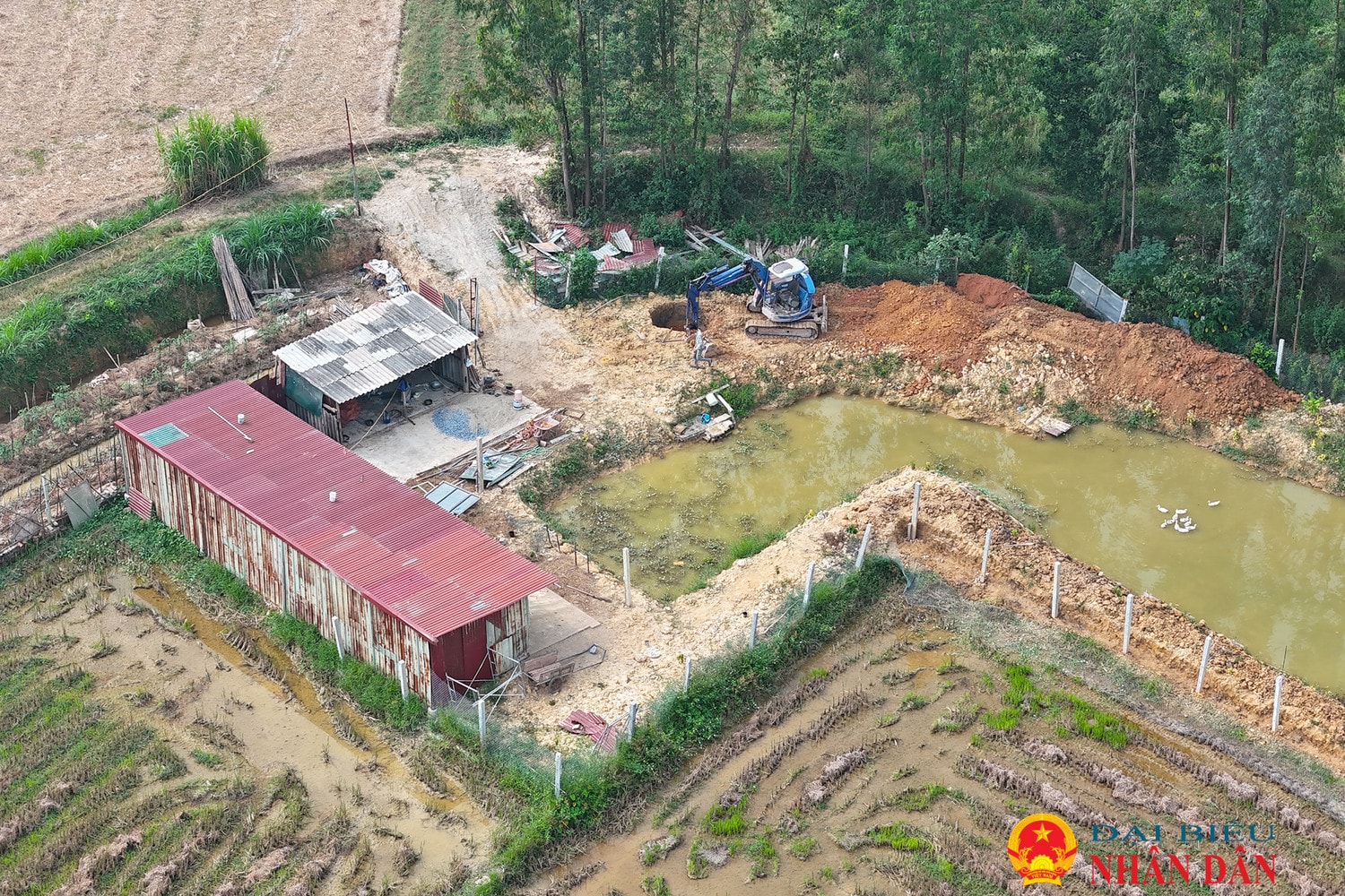 Vụ Chính quyền địa phương để công trình vi phạm xây trên đất lúa nhiều năm không xử lý: Các công trình trái phép tiếp tục “mọc như nấm sau mưa”. -0