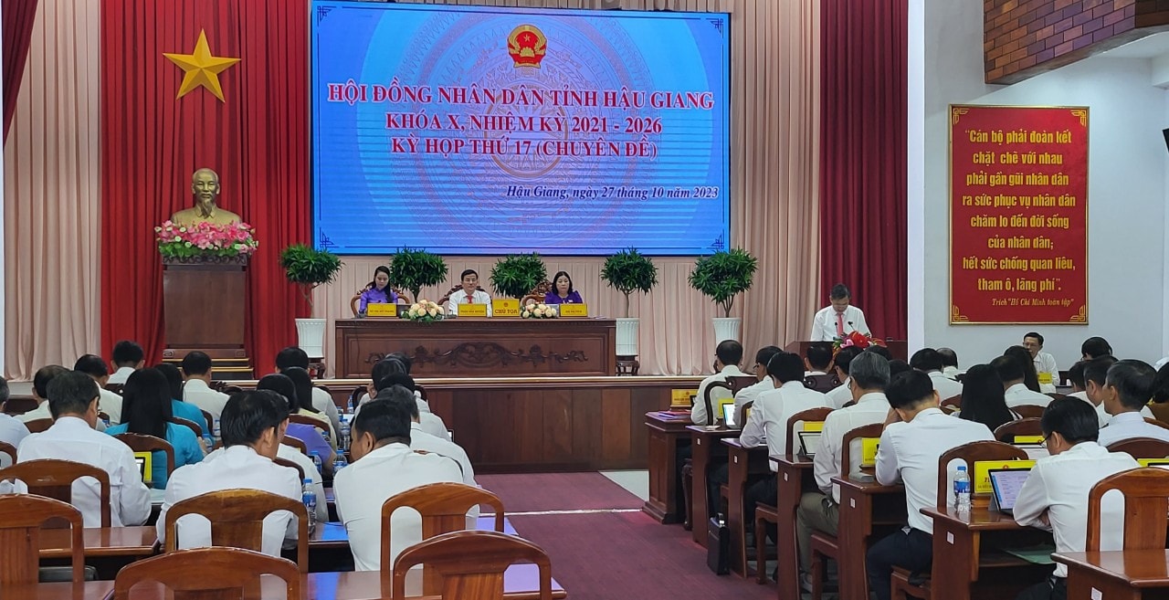 Chủ tịch UBND tỉnh Hậu Giang đạt 100% số phiếu tín nhiệm cao -0
