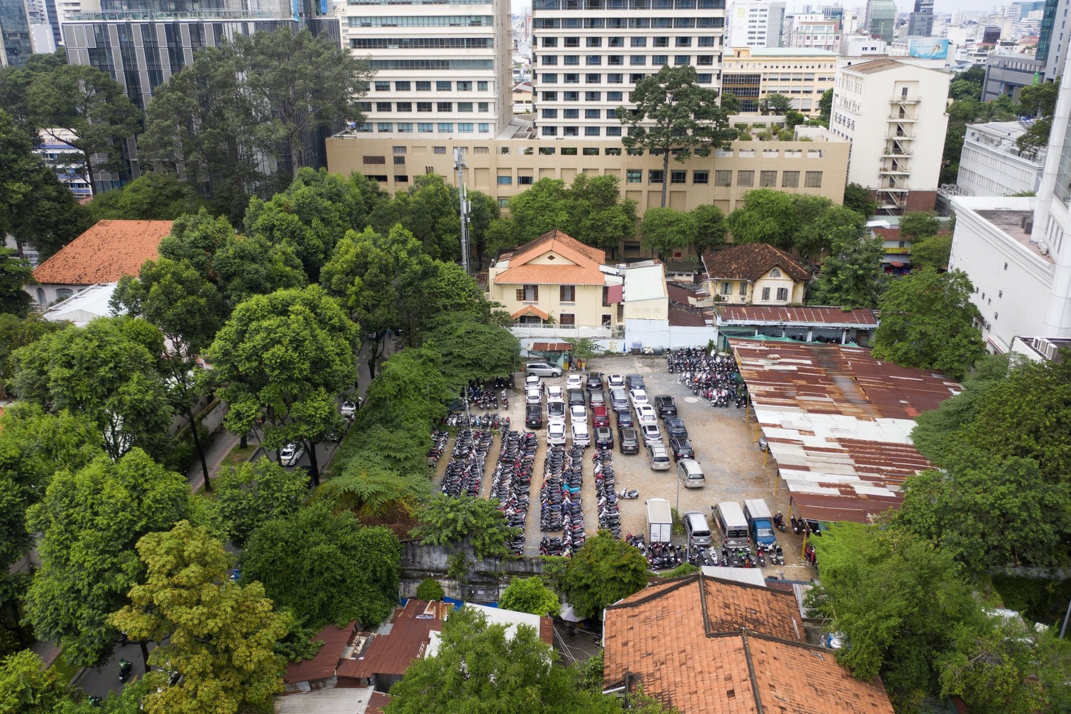 TP. Hồ Chí Minh: Khởi tố ông Đinh Trường Chinh liên quan vụ thâu tóm 