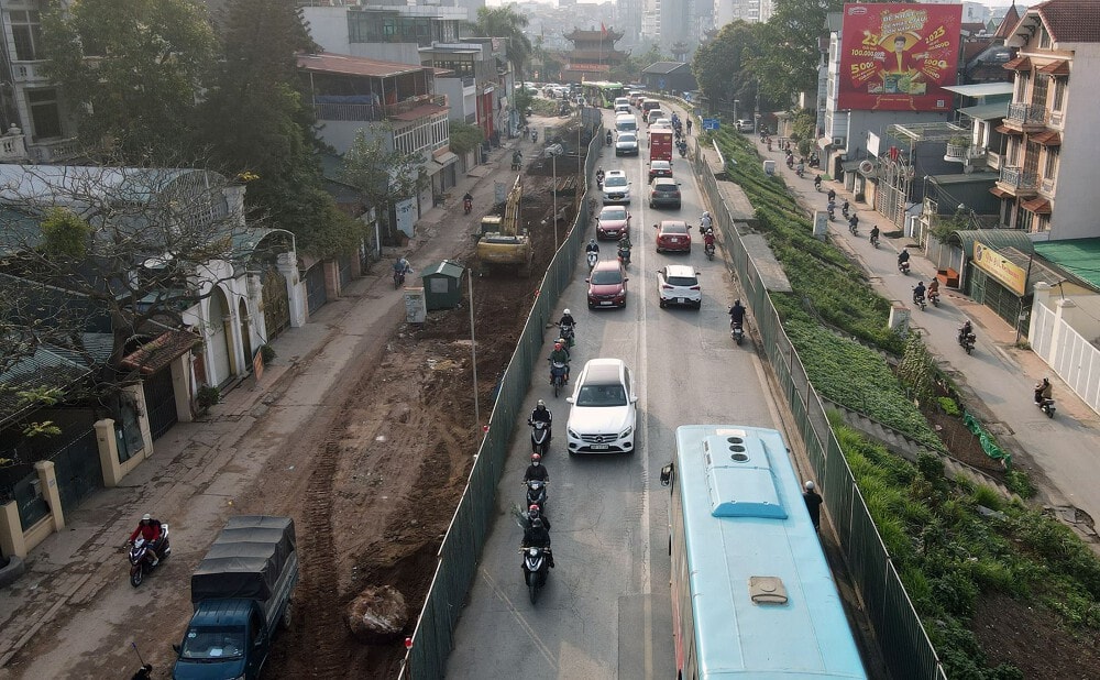 Hà Nội: Phân luồng tổ chức giao thông trên tuyến đường Âu Cơ -0