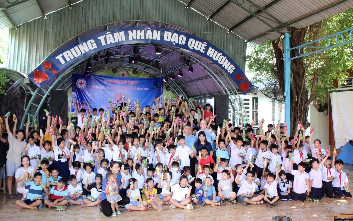 Tân Hiệp Phát: Thường xuyên quan tâm đến công tác xã hội, tham gia tích cực các hoạt động từ thiện, đền ơn đáp nghĩa -0