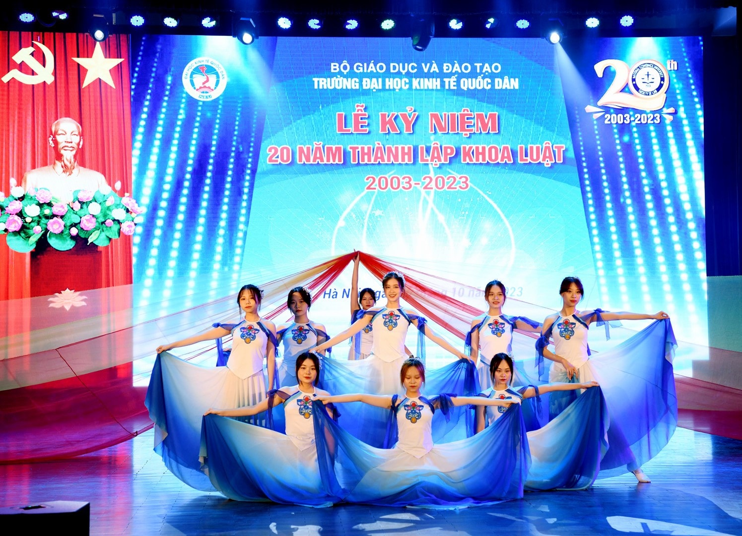 Ảnh: Tuấn Anh Hướng tới thành lập Trường Luật trong khuôn khổ Đại học Kinh tế Quốc dân -1