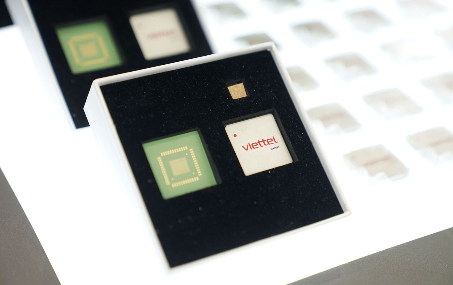 Viettel công bố chip 5G và trợ lý ảo AI tại triển lãm quốc tế đổi mới sáng tạo Việt Nam 2023 -0