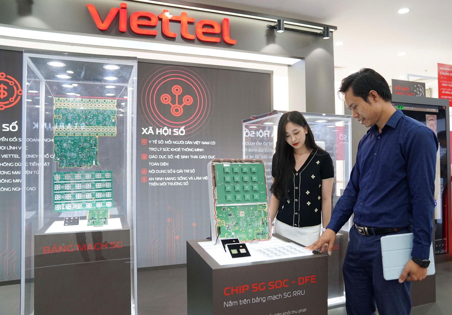Viettel công bố chip 5G và trợ lý ảo AI tại triển lãm quốc tế đổi mới sáng tạo Việt Nam 2023 -0