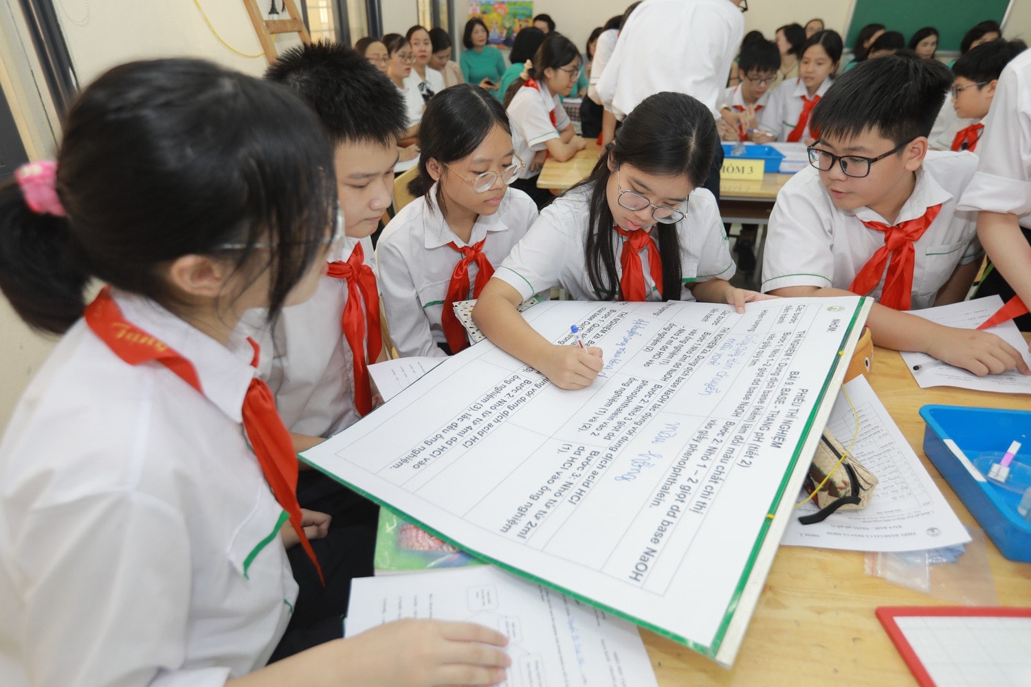 Hà Nội: Giáo viên tích cực sáng tạo, linh hoạt trong dạy học môn Khoa học tự nhiên lớp 8 -0