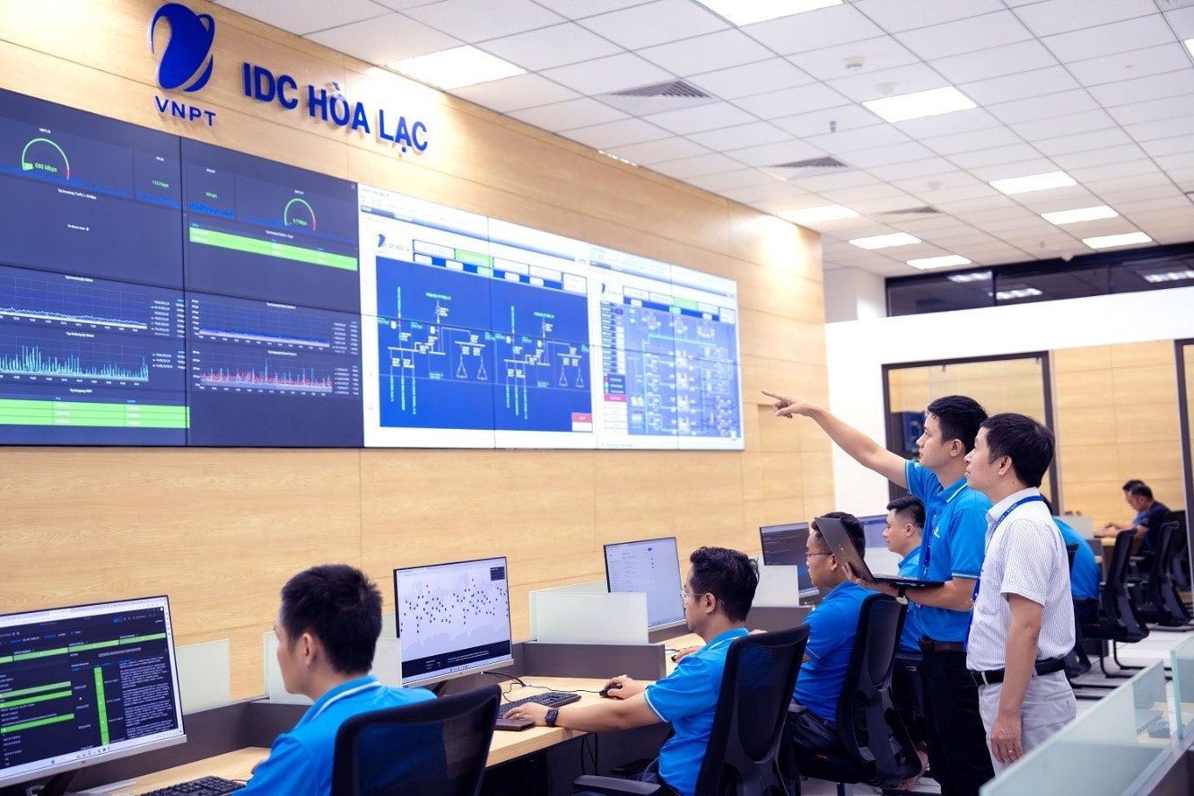 Khám phá Trung tâm dữ liệu lớn nhất Việt Nam của VNPT tại khu công nghệ cao Hòa Lạc -0