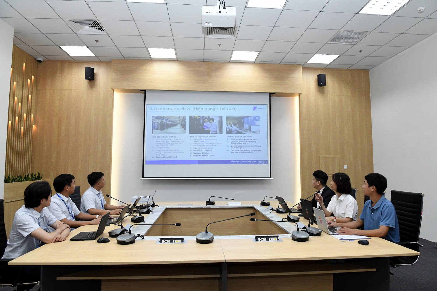 Khám phá Trung tâm dữ liệu lớn nhất Việt Nam của VNPT tại khu công nghệ cao Hòa Lạc -0