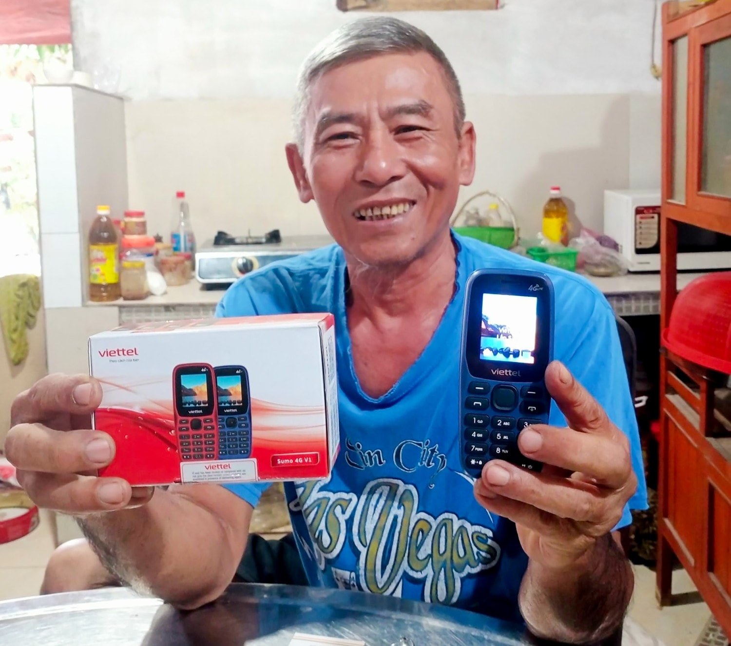 Không để người dân bị mất liên lạc khi tắt sóng 2G -0