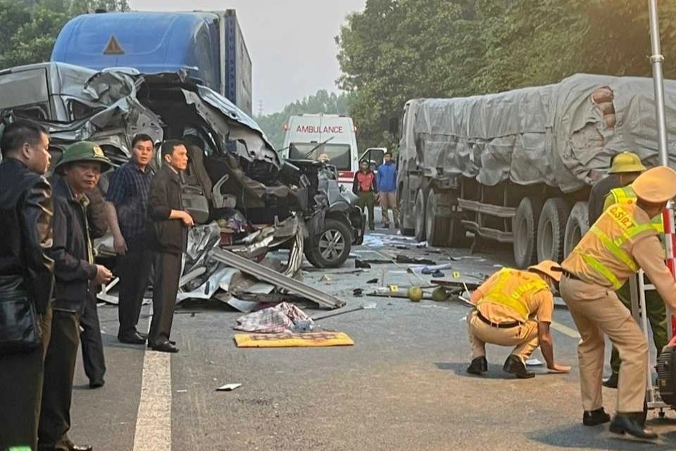 Thông tin các phương tiện liên quan đến vụ tai nạn giao thông nghiêm trọng tại Lạng Sơn -0