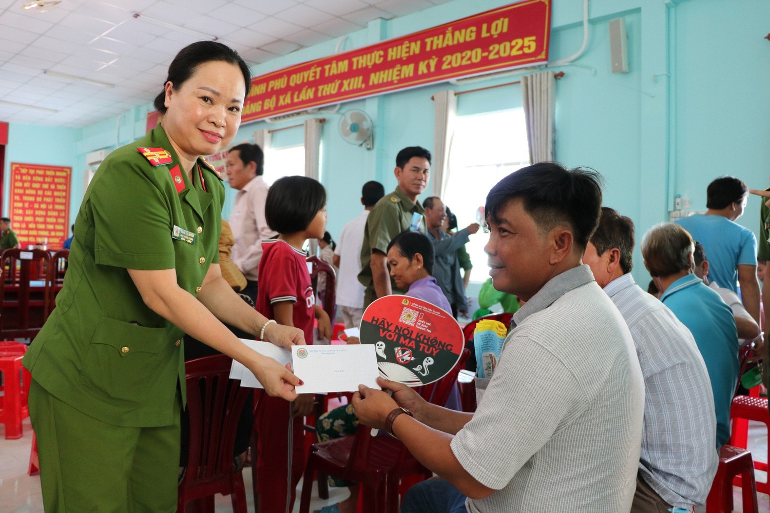  Hàng ngàn người dân xã, phường biên giới, hải đảo được tuyên truyền phòng, chống ma túy -0