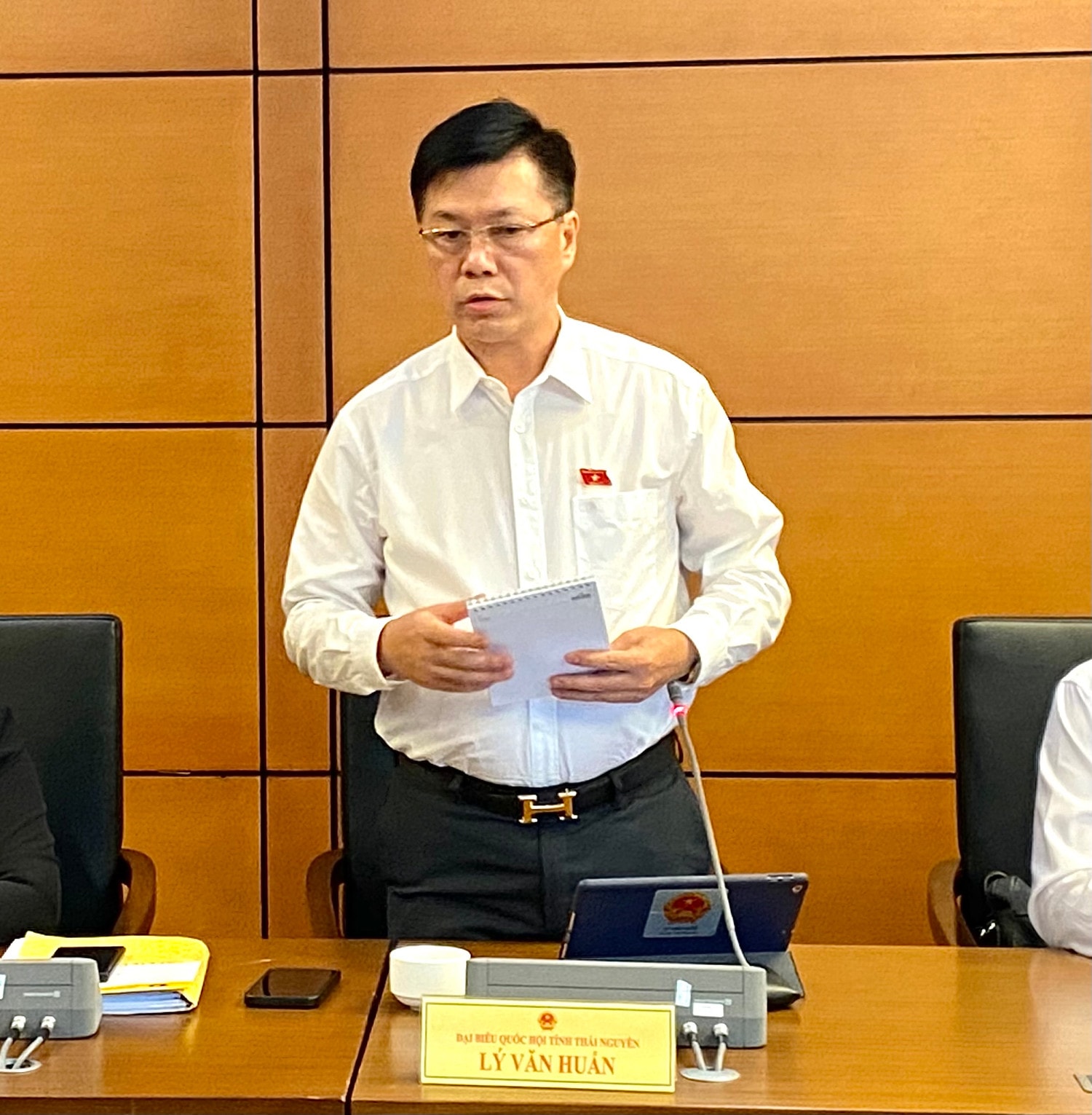 Làm rõ các quy định trốn đóng, chậm đóng BHXH -0