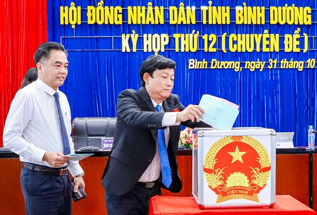 Bình Dương: Chủ tịch tỉnh có nhiều phiếu tín nhiệm cao, Giám đốc Sở Y tế nhiều phiếu tín nhiệm thấp