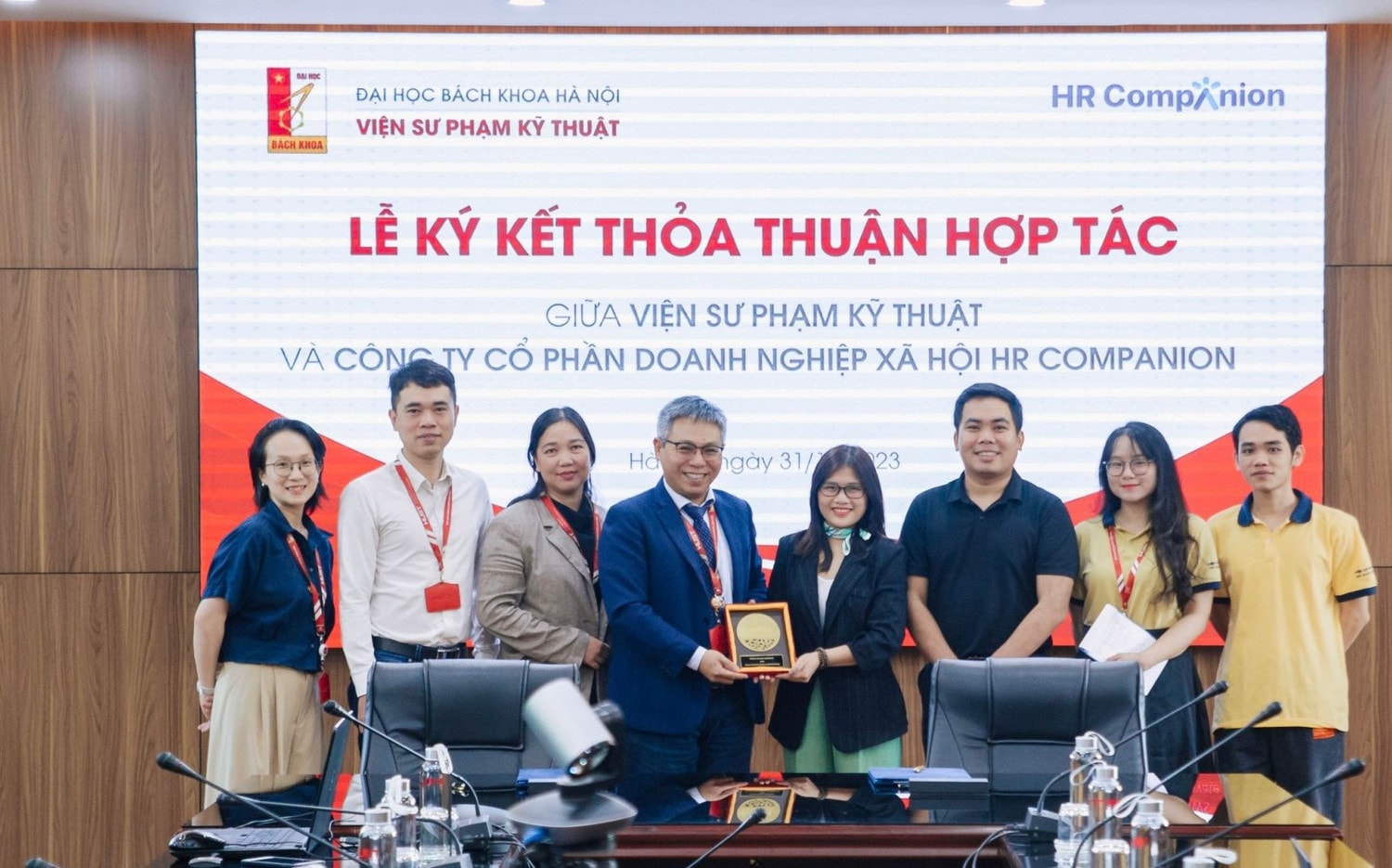 Tìm kiếm nguồn nhân lực chất lượng cao: Các doanh nghiệp phải hợp tác với cơ sở giáo dục đào tạo -0