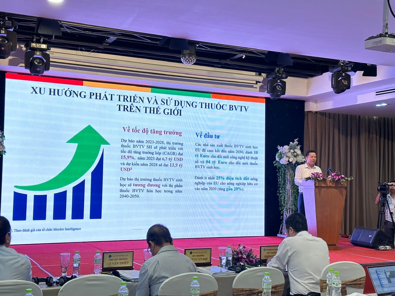 Cục trưởng Cục Bảo vệ thực vật Huỳnh Tấn Đạt thông tin về kết quả triển khai Chương trình “Phát triển sản xuất và sử dụng thuốc bảo vệ thực vật sinh học giai đoạn 2021 - 2025”