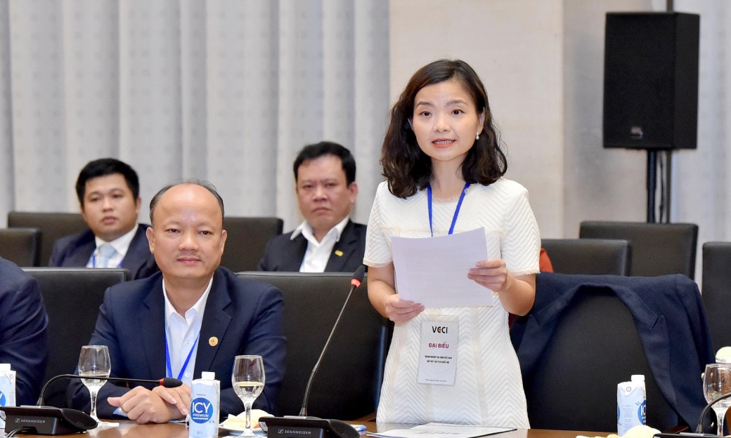 Chủ tịch Quốc hội Vương Đình Huệ: Phát huy tinh thần dân tộc, xứng tầm là những doanh nhân đại diện cho đất nước Việt Nam -0