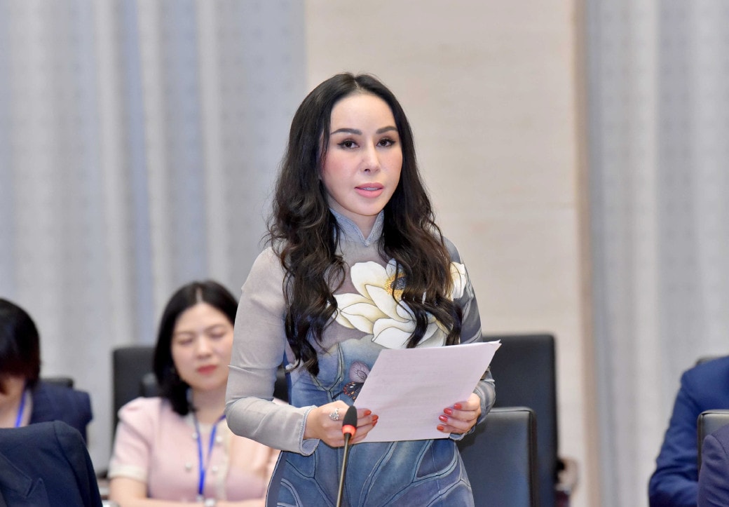 Chủ tịch Quốc hội Vương Đình Huệ: Phát huy tinh thần dân tộc, xứng tầm là những doanh nhân đại diện cho đất nước Việt Nam -0