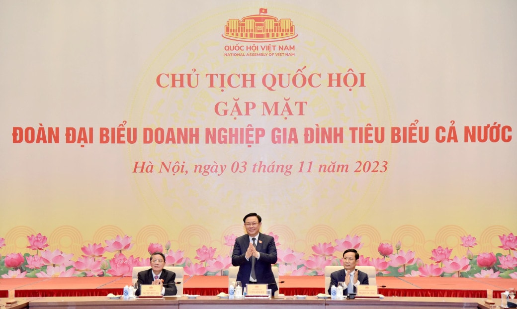 Chủ tịch Quốc hội Vương Đình Huệ: Phát huy tinh thần dân tộc, xứng tầm là những doanh nhân đại diện cho đất nước -0