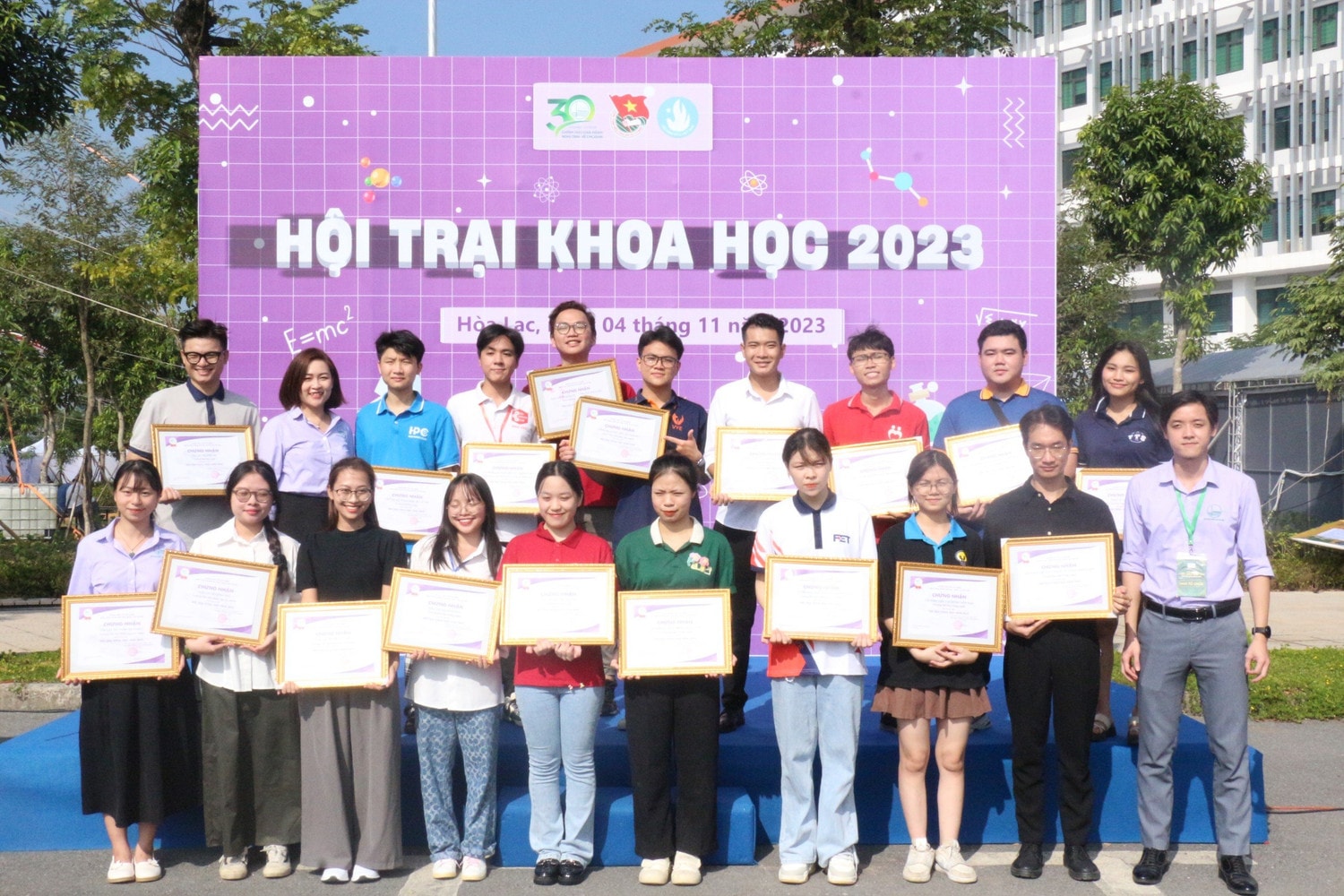 Nhiều trải nghiệm thú vị tại hội trại khoa học của tuổi trẻ đại học quốc gia hà nội -0