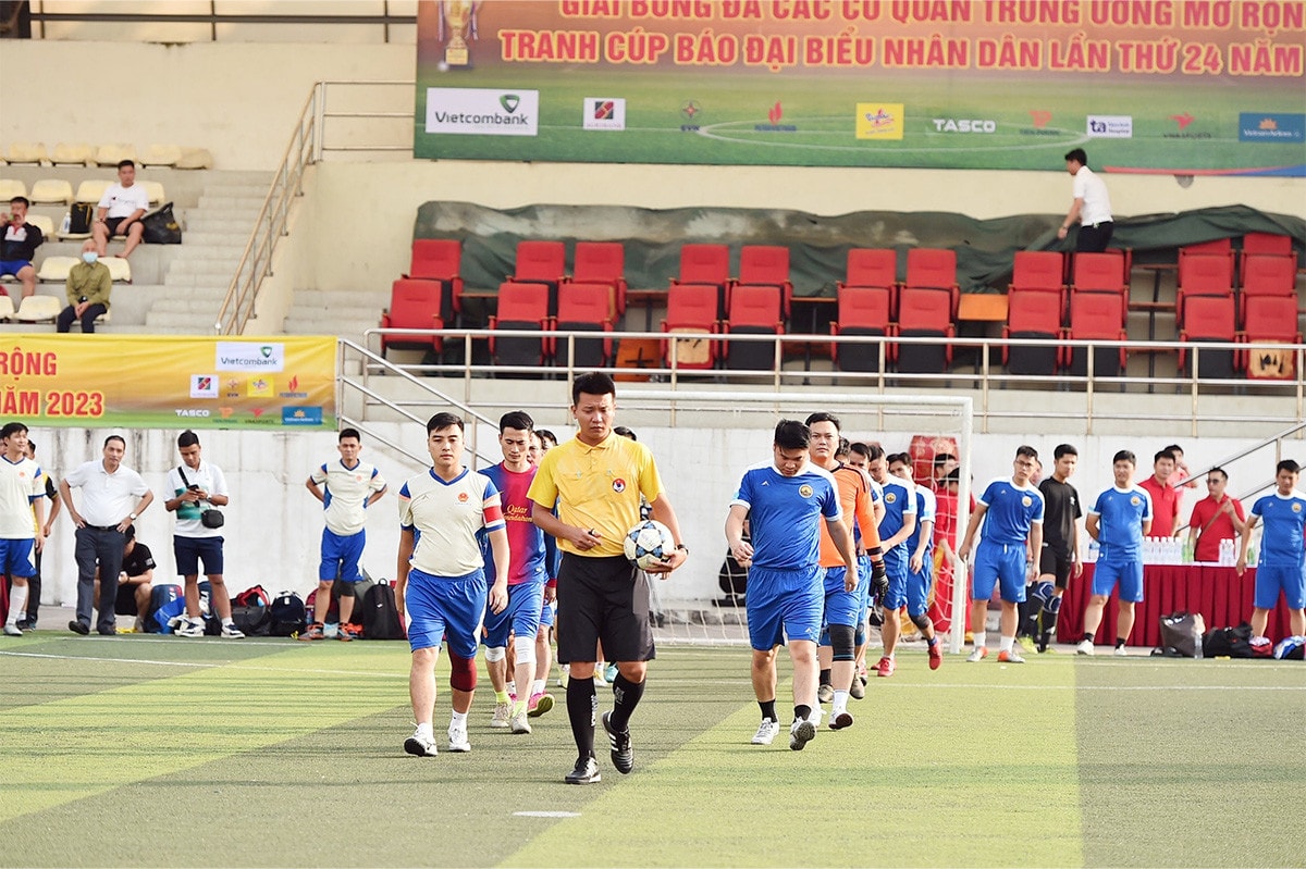 Một số hình ảnh Lễ Khai mạc Giải bóng đá các cơ quan Trung ương mở rộng tranh Cúp Báo Đại biểu Nhân dân lần thứ 24 năm 2023 -3