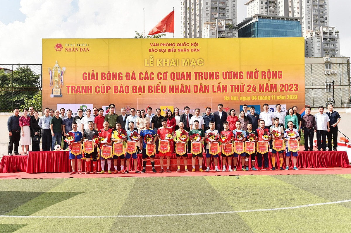 Một số hình ảnh Lễ Khai mạc Giải bóng đá các cơ quan Trung ương mở rộng tranh Cúp Báo Đại biểu Nhân dân lần thứ 24 năm 2023 -1