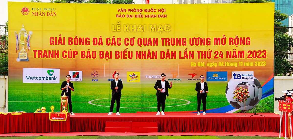 Một số hình ảnh Lễ Khai mạc Giải bóng đá các cơ quan Trung ương mở rộng tranh Cúp Báo Đại biểu Nhân dân lần thứ 24 năm 2023 -1