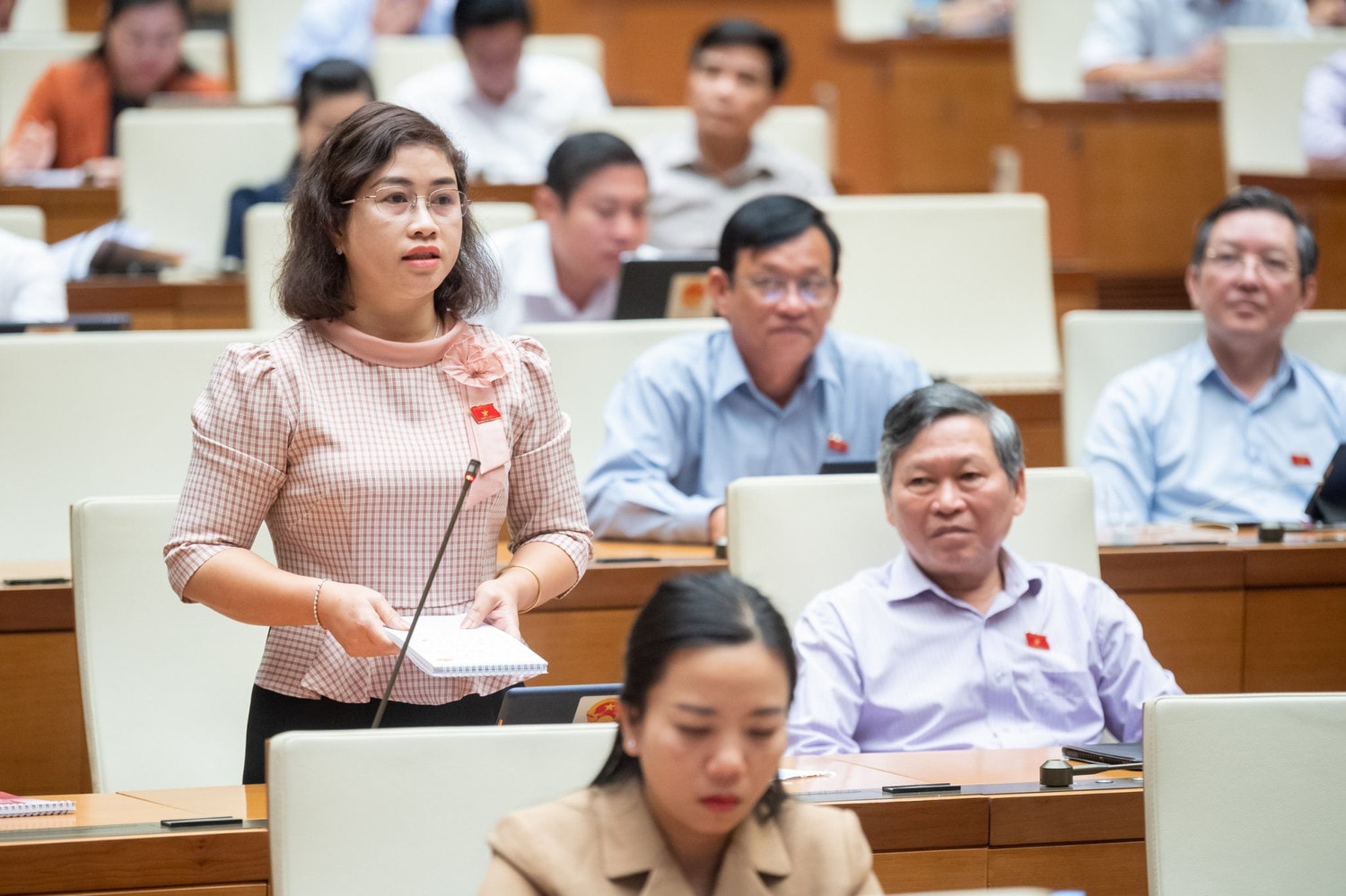 Hoàn thành sớm nhất xây dựng vị trí việc làm để cải cách tiền lương