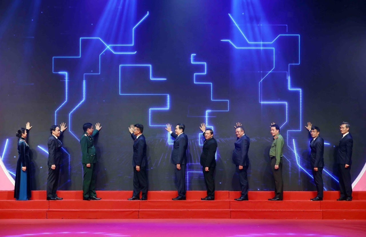 Phó Chủ tịch Thường trực Quốc hội Trần Thanh Mẫn dự Lễ tổng kết Hội thi hòa giải viên giỏi toàn quốc -2