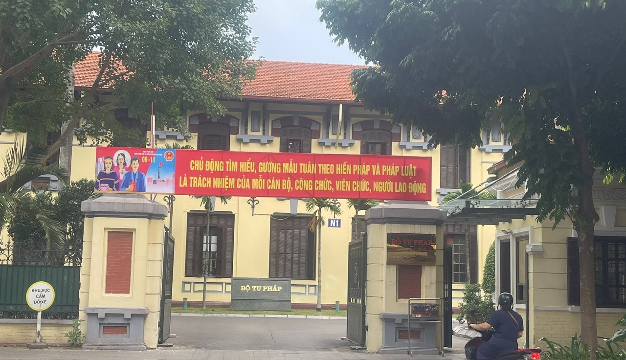 Hưởng ứng Ngày Pháp luật Việt Nam : Lan tỏa sâu rộng tinh thần thượng tôn pháp luật -0