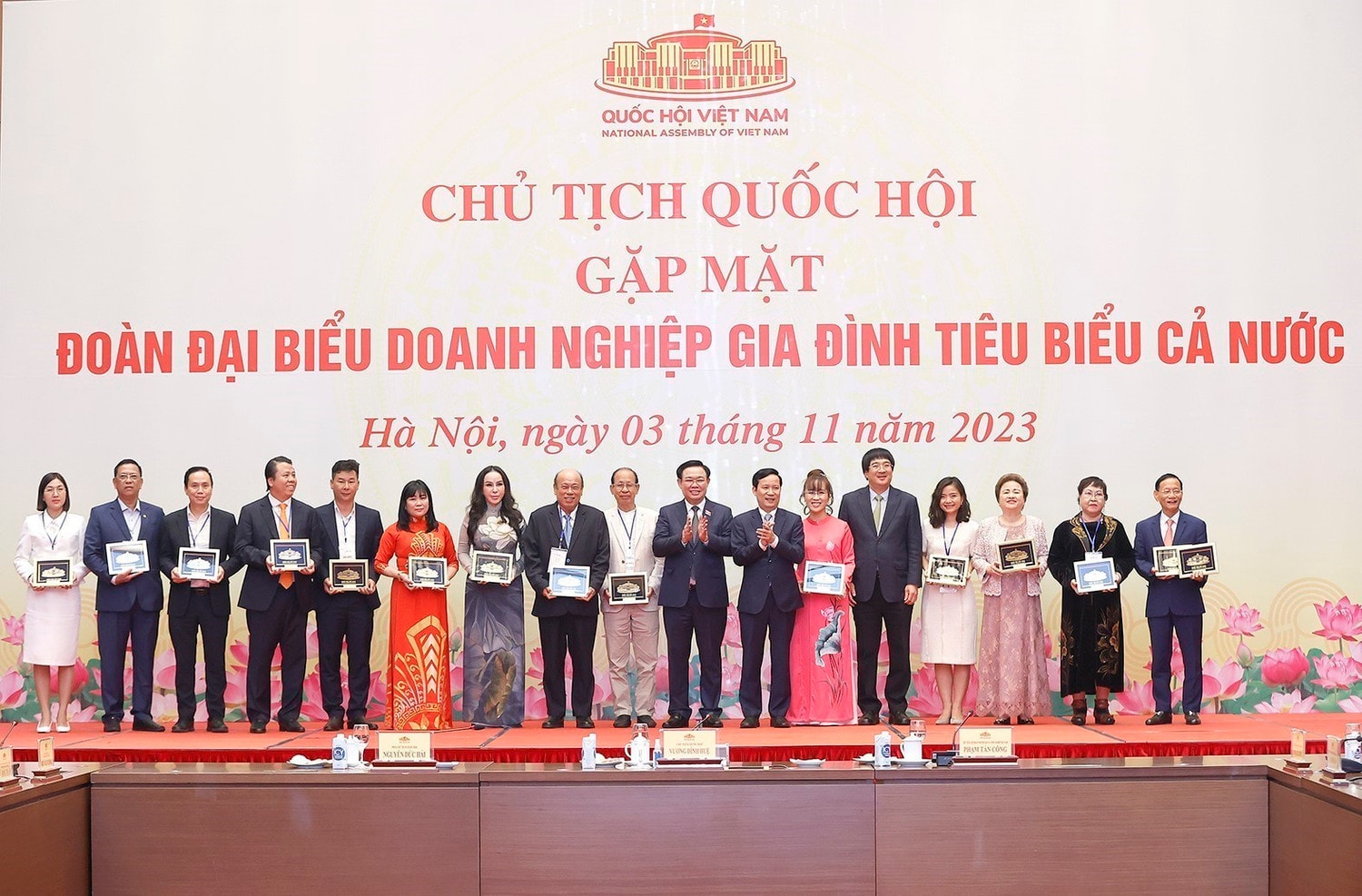 Xây dựng những doanh nghiệp dân tộc là động lực để phát triển kinh tế -0