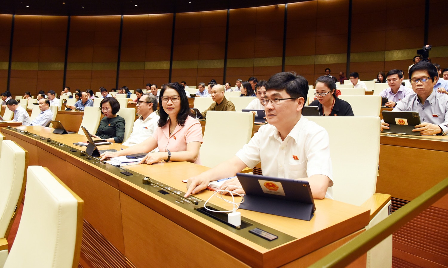 Bảo đảm lưu giữ và phát huy giá trị tài liệu lưu trữ tư ảnh 3 Bảo đảm lưu giữ và phát huy giá trị tài liệu lưu trữ tư