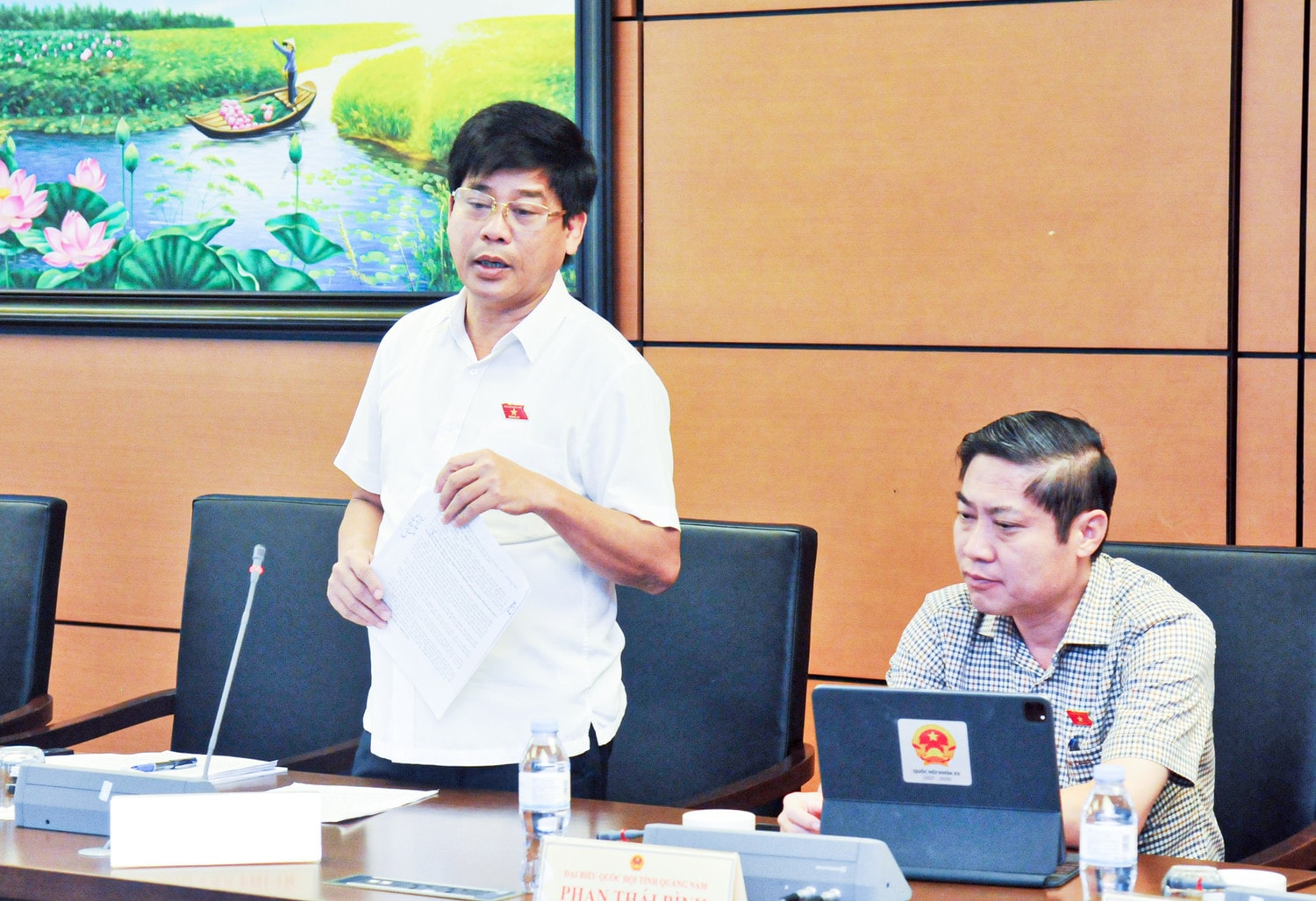 Hai tiêu chí đặt ra với kinh doanh vận tải đường bộ chưa phù hợp thực tiễn