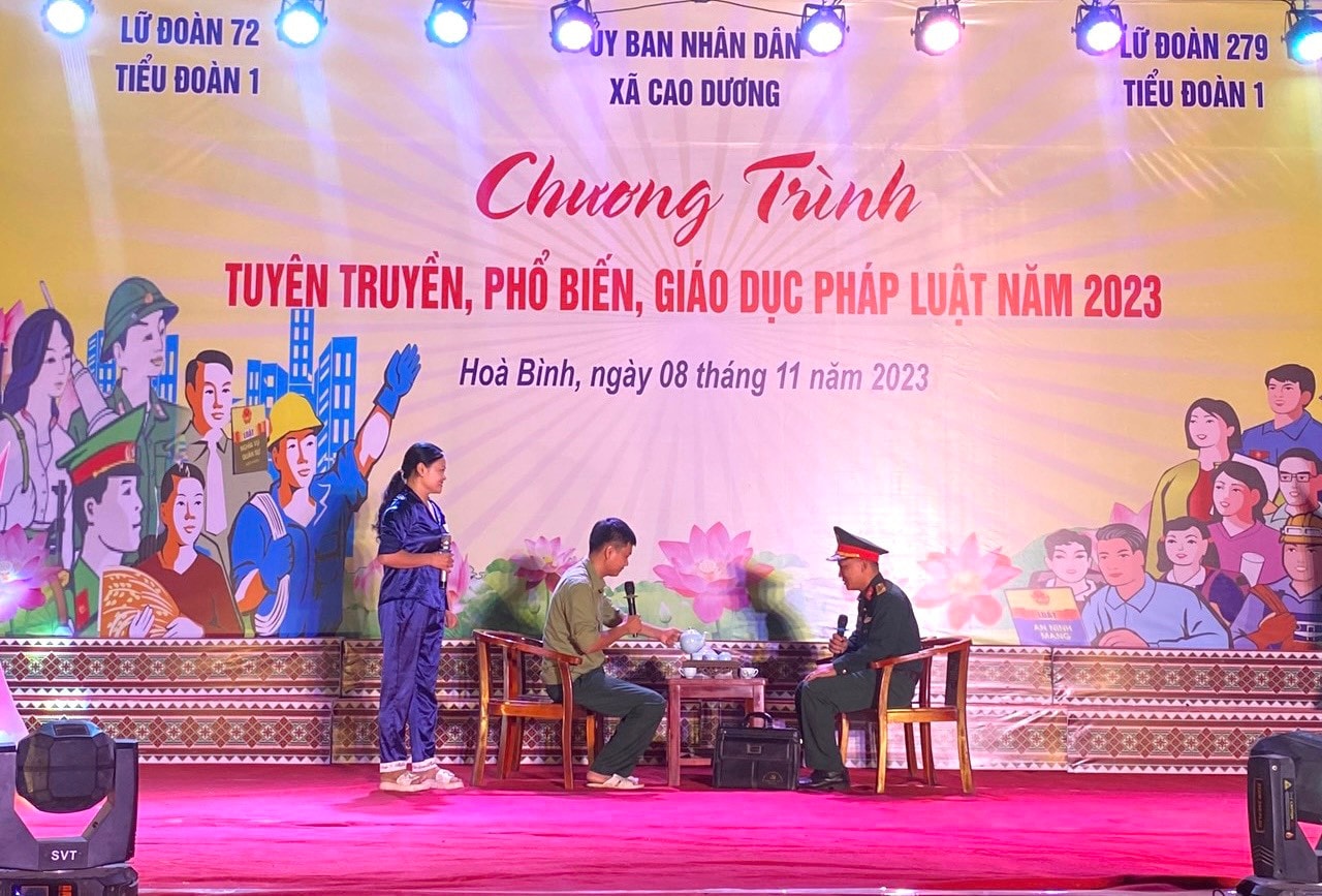 Lữ đoàn 72, Lữ đoàn 279 tuyên truyền pháp luật cho người dân xã Cao Dương -0