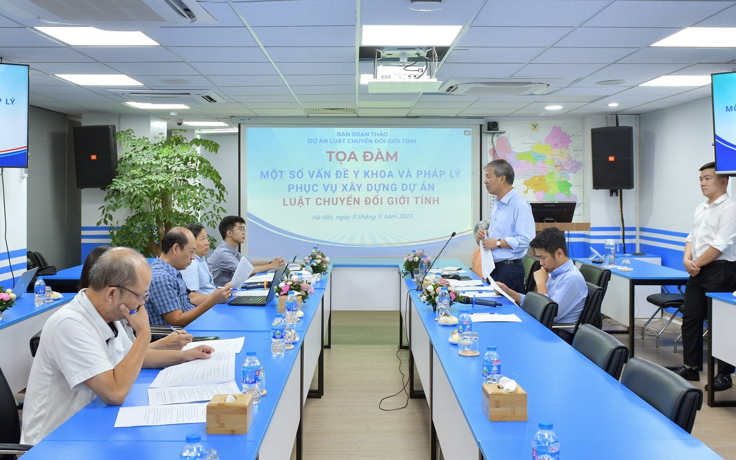 Quang cảnh tọa đàm