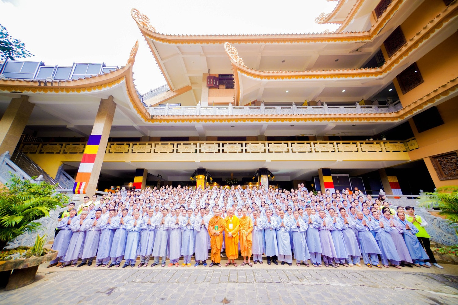 Chùa Ba Vàng tham dự Đại lễ kỷ niệm 100 năm ngày sinh Tổ sư Minh Đăng Quang - Vị sư khai sáng đạo Phật khất sĩ Việt Nam -0