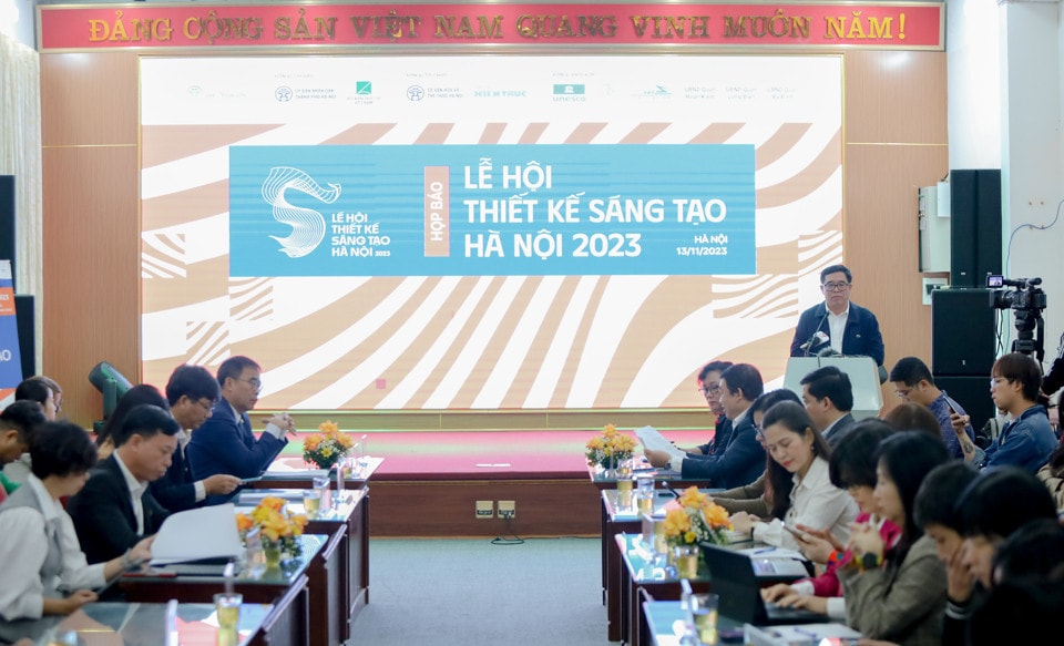 Nhà máy Xe lửa Gia Lâm là trung tâm của Lễ hội Thiết kế sáng tạo Hà Nội 2023 -0