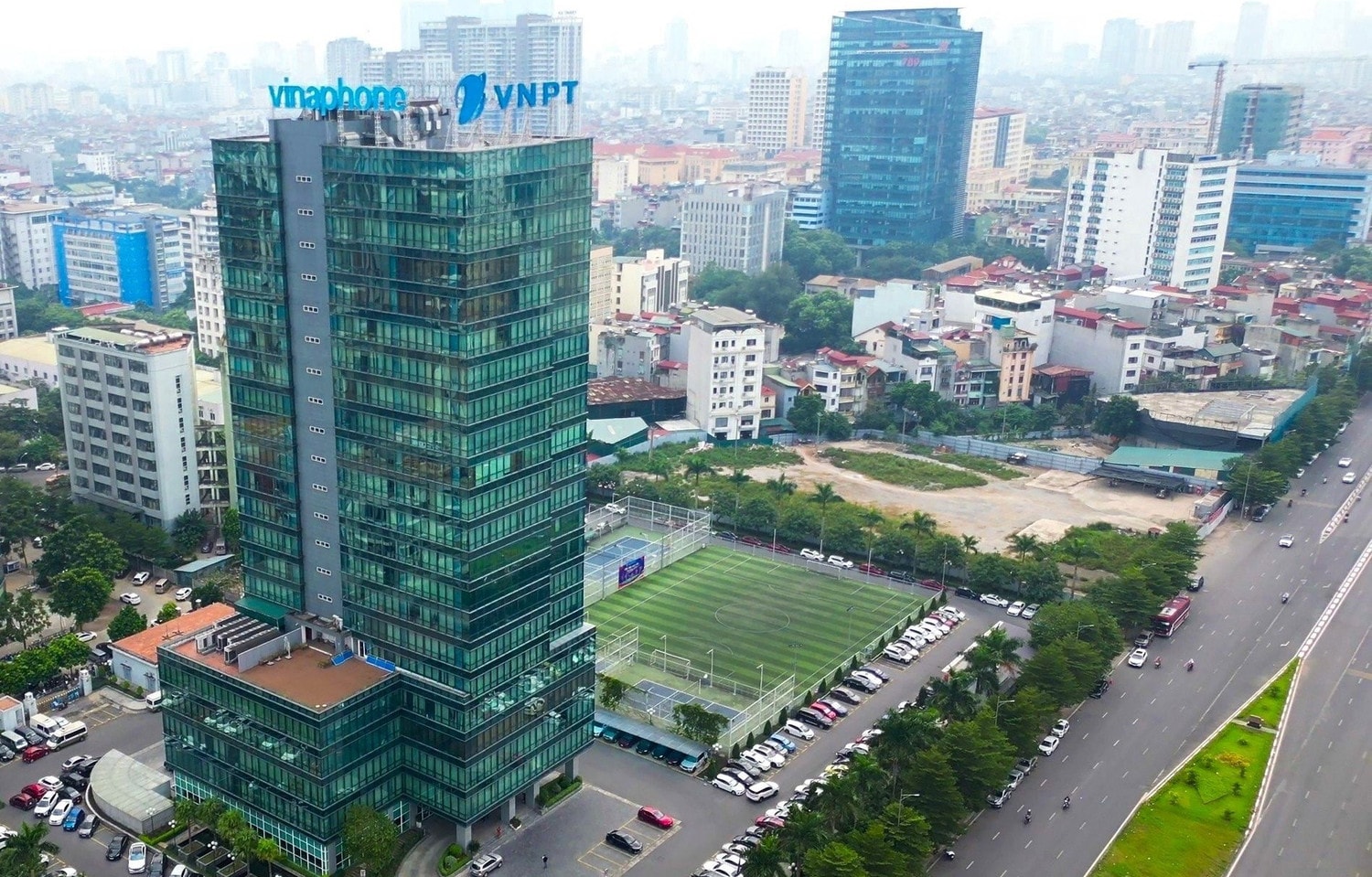 Khám phá không gian xanh ở ‘đại bản doanh’ VNPT VinaPhone -0